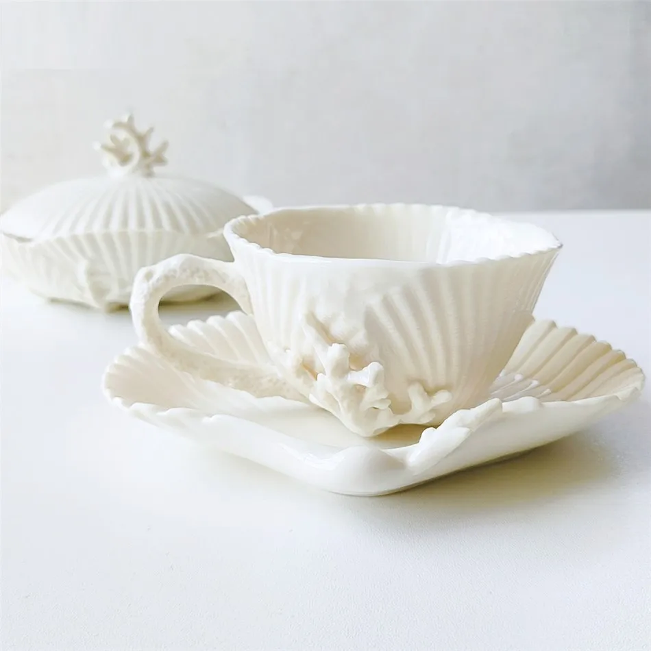 High Fashion European Style Ceramic Coffee Mug and Plate Embossed Coral White Tea Cup and Saucer Set Designer Cups Gift