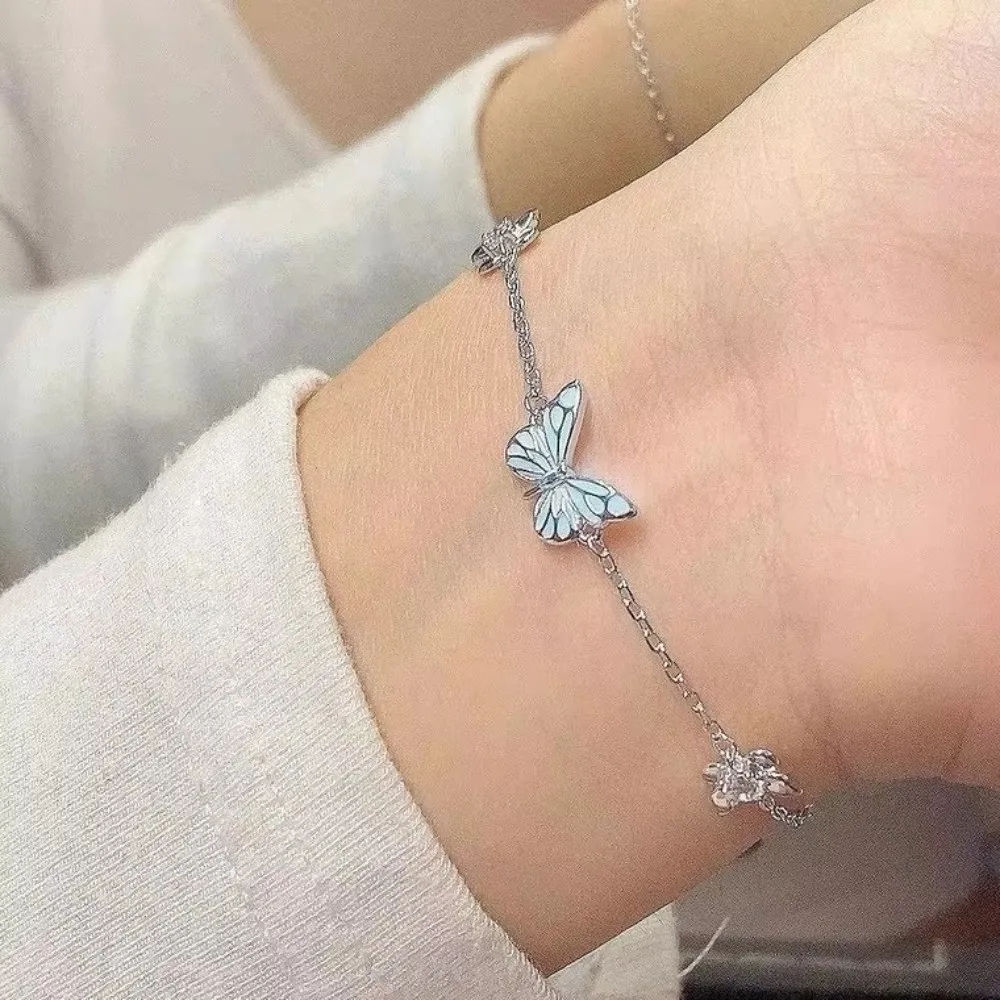 Temperament Luminous Butterfly Necklace Sweet Elegant Butterfly Bracelet Bangle Clavicle Chain Women Jewelry Collar Chain