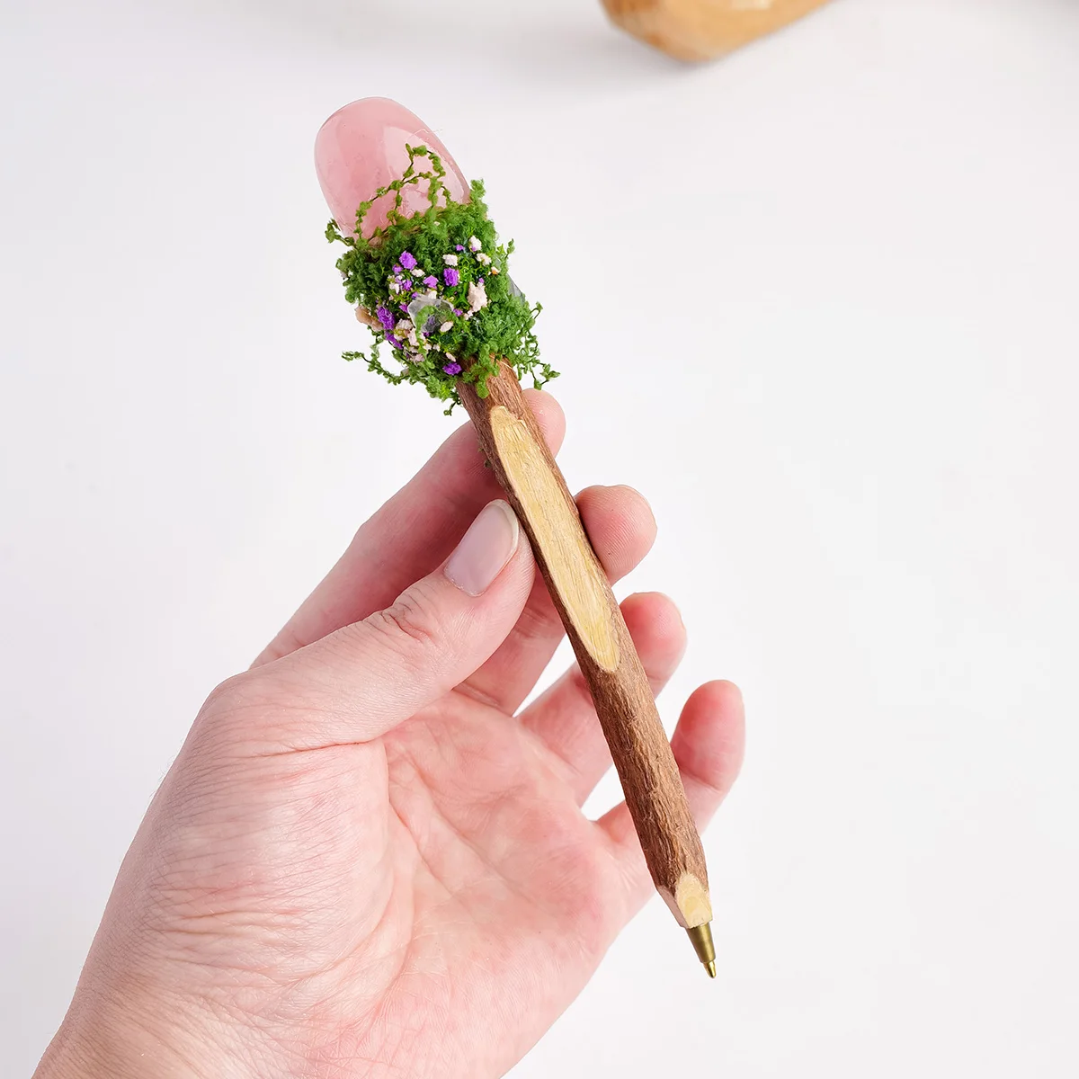 1PC Natural Crystal Rolling Stone Magic Pencil DIY Creative Gift for Students Energy Crystal Healing Stick Halloween Gift