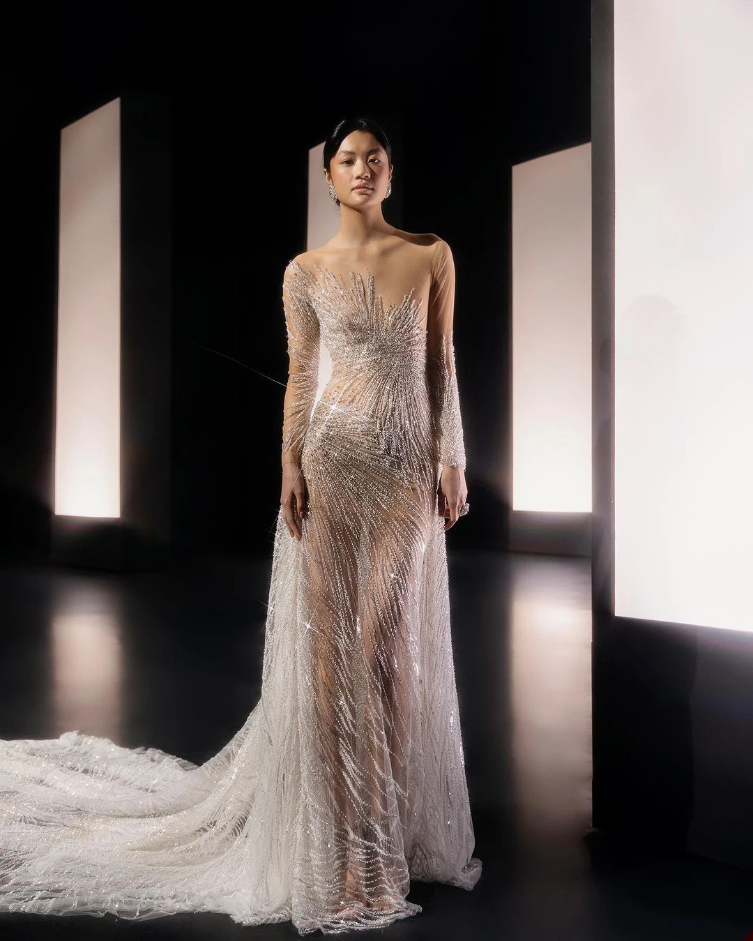 キラキラマーメイドウェディングドレスジュエルシャイニングスパンコールアップリケ長袖コートガウン背中の開いたブライダルカスタムメイドローブデマリー