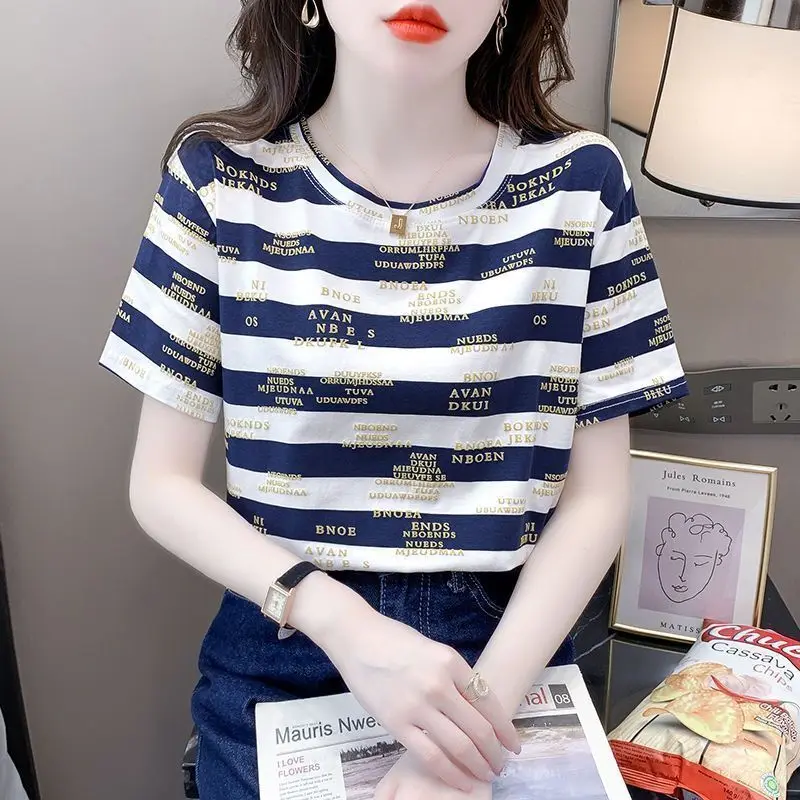 Letter Printed Striped Short Sleeved T-Shirt For Women's 2024 Summer Wear, New Korean Version Versatile Rou Neck Loose Top