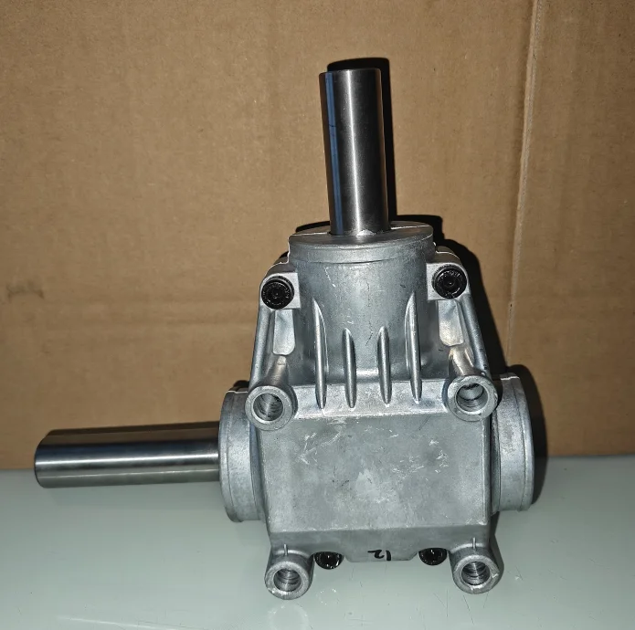 90 Degree Right Angle Gearbox T Type Turner Gear Reducer Cutter Right Angle Box Sorghum Cutter 4 Modulus