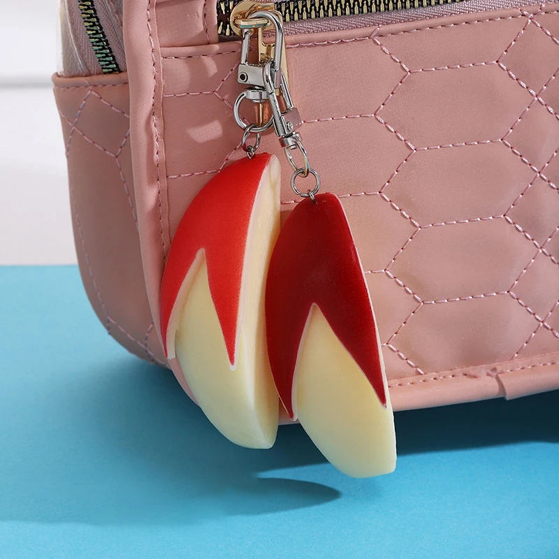 Llavero artístico con segmento de manzana y conejo; Interesante artículo de regalo con colgante para bolso