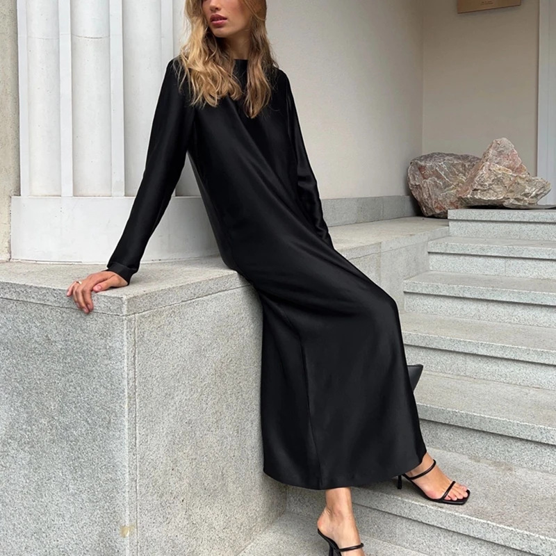 

2025 New Arrival Women's Fashion Base Layer Dress Stylish Long Sleeve Split Hem Satin Flowing Silhouette Bodycon Maxi Dress