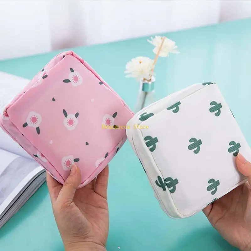 

P0UE Large Capacity Tampon Storage Bag Sanitary Pad Women Ladies Napkin Cosmetic Bags Holder