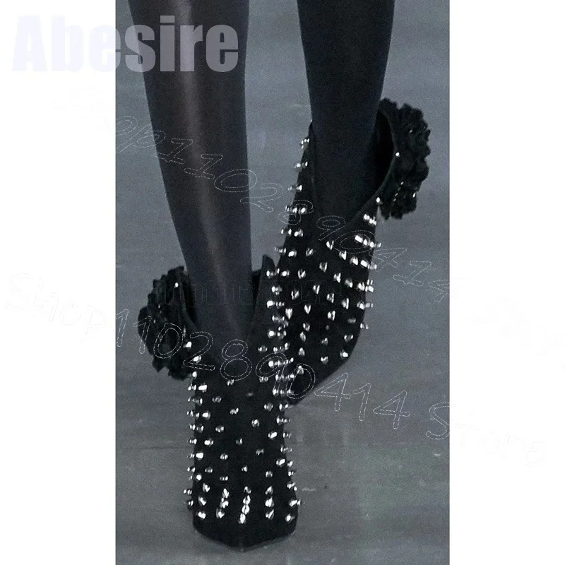 

Silver Spikes Black Appliques Pointed Toe Boots Back Zipper Women Shoes Thin High Heels Party Banquet 2025 Zapatos Para Mujere