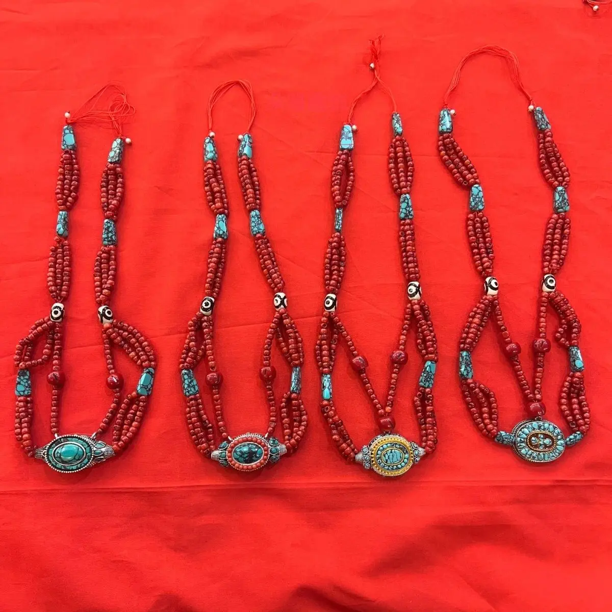 

Новые тибетские украшения в этническом стиле, полностью ручной работы, инкрустированные камнями, не выцветают.