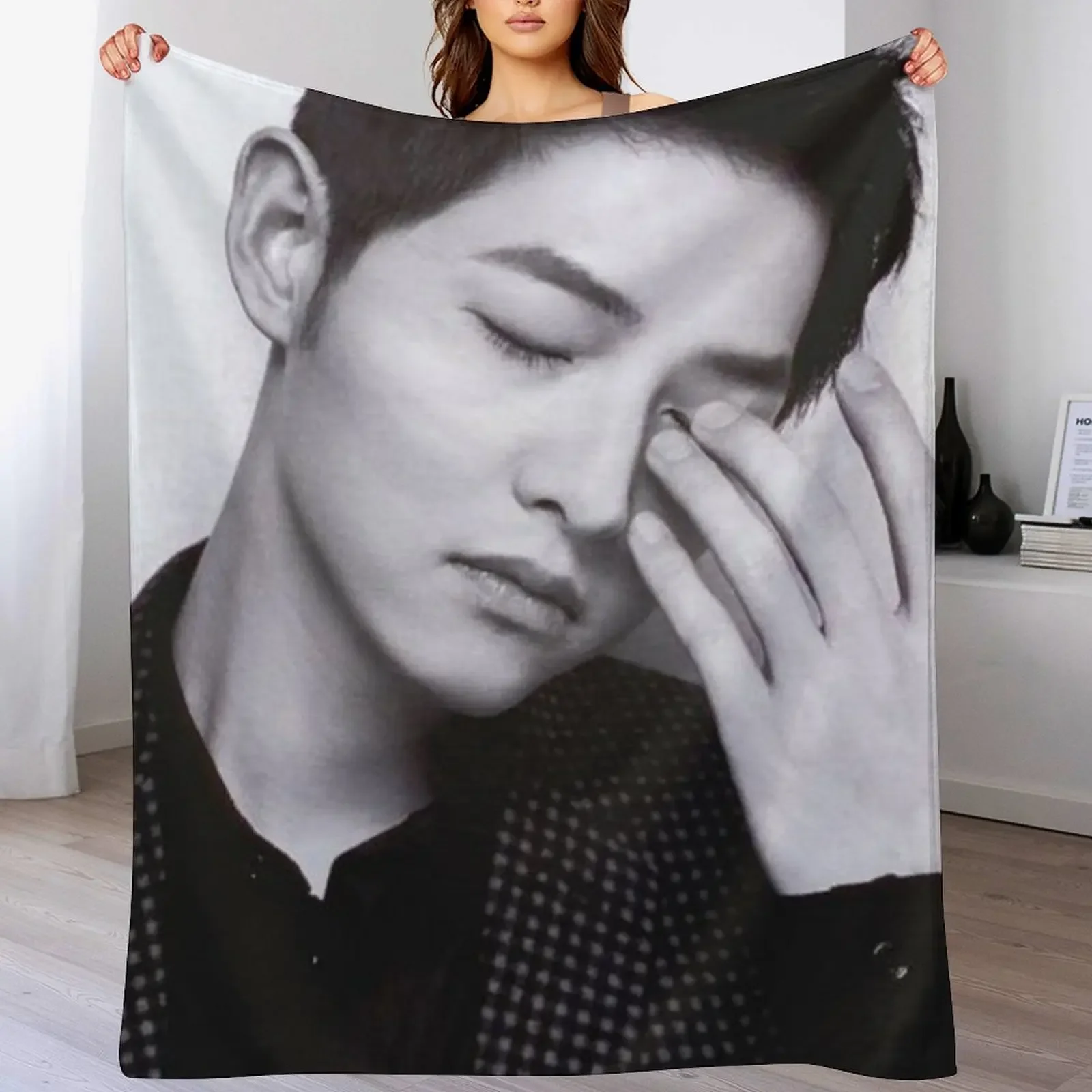 

Song Joong ki Throw Blanket Cute Plaid Luxury Thicken Sofas funny gift Blankets