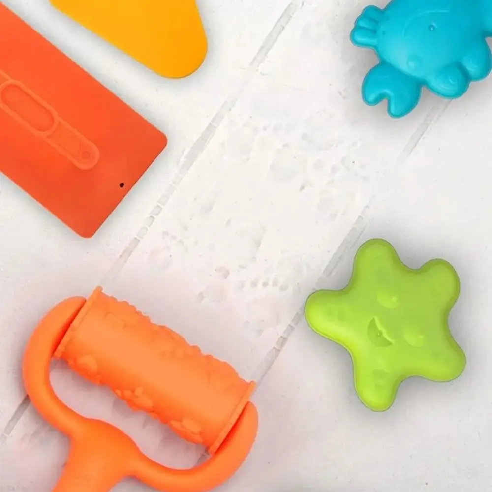 ชุดกระถางทรายพลาสติก 1 ชุด พร้อมที่ตักทราย ชุดของเล่นตักหิมะ ของเล่นเล่นทรายชายหาดแบบอินเทอร์แอคทีฟ ที่ตักทรายแบบพกพา แม่พิมพ์ทราย เครื่องมือ