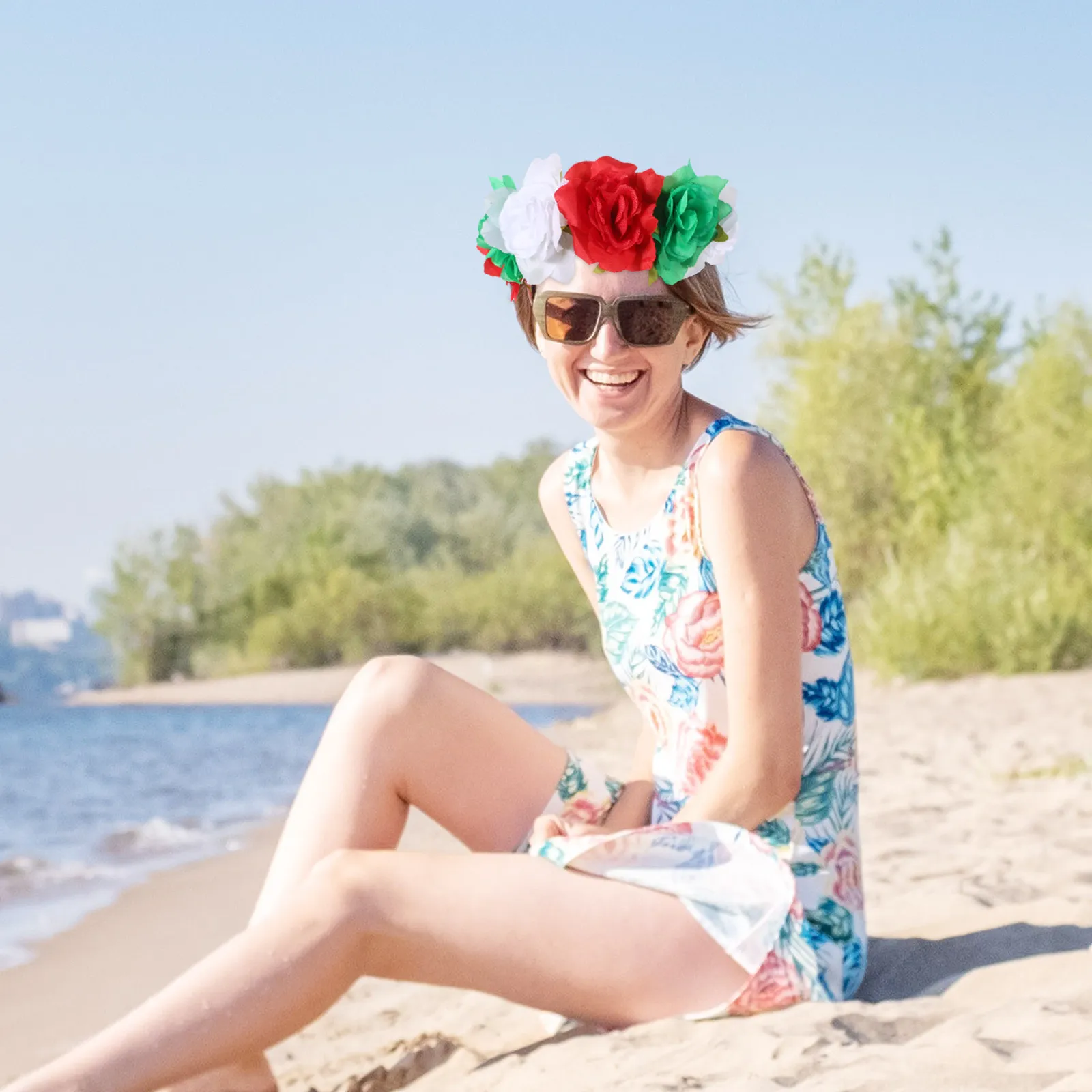 

Beautiful Artificial Flower Headband Wreath in Red White Green Stylish Wear for Prom Party Wedding Event Floral Headpiece