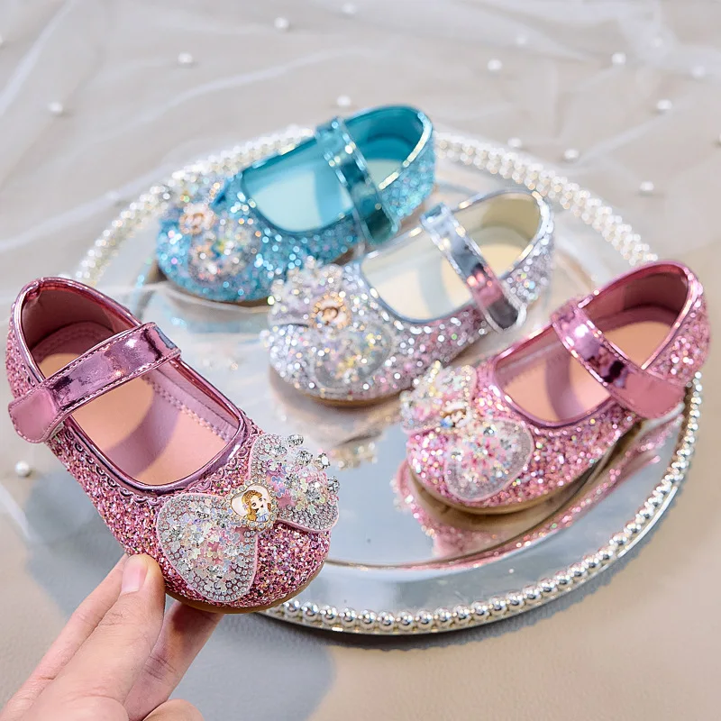 

Детская повседневная обувь, туфли принцессы из искусственной кожи с кристаллами, весенняя обувь для девочек, противоскользящая обувь ​ Туфли розового и серебряного цвета с мягкой подошвой, размер 23–36