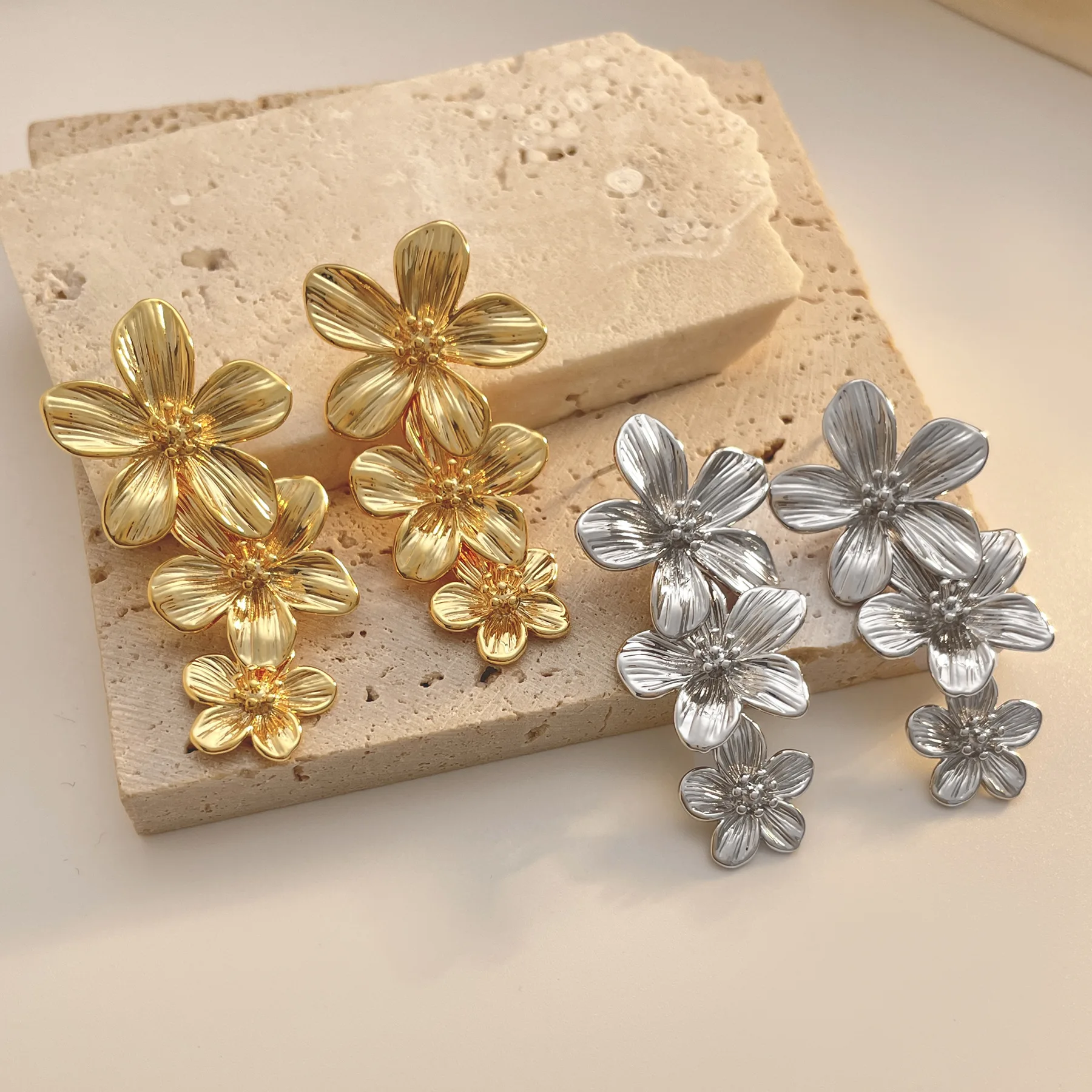 Kshmir Metal çiçek püskül küpe - Travel Accessories For Europe incelemesi ve fiyatı