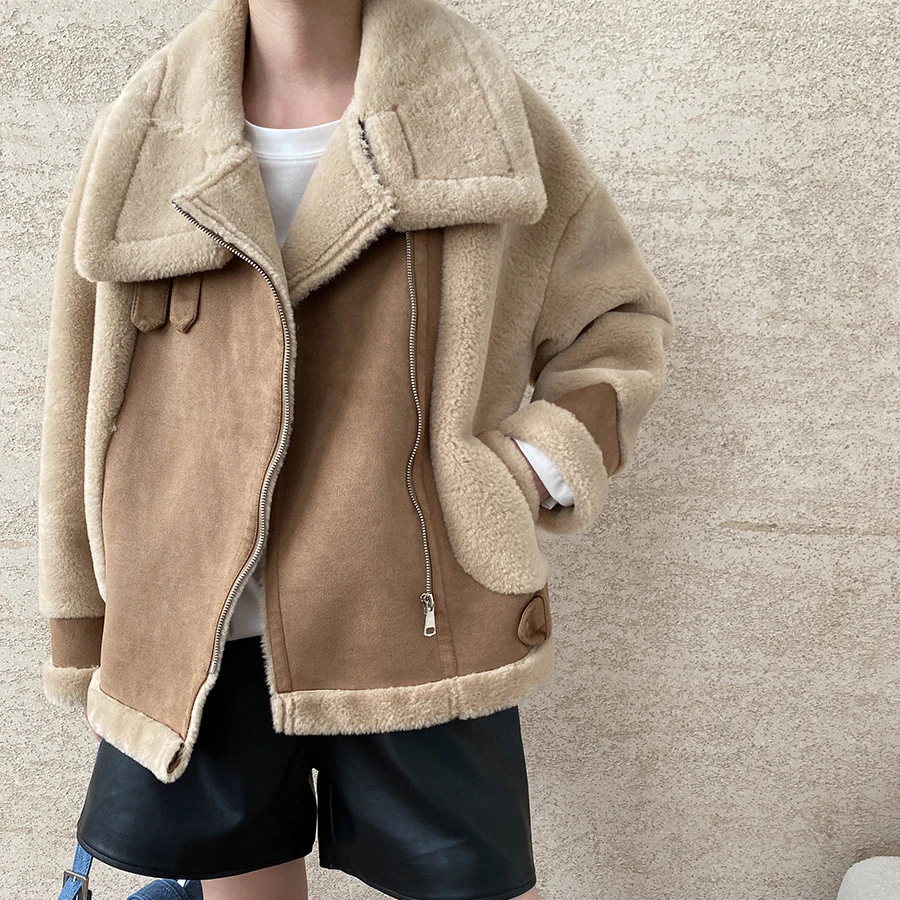 2024 New Women Winter Warm Thick Coat Furry Jacket Women Coat Turn Down Collar Tops Zipper Design Coat Casaco Feminino