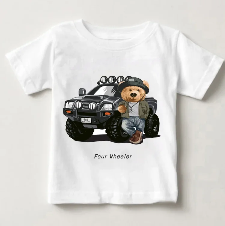 Divertente orso che cavalca moto auto stampa ragazzi e ragazze T-shirt bianca estate per bambini Harajuku divertenti vestiti per bambini top