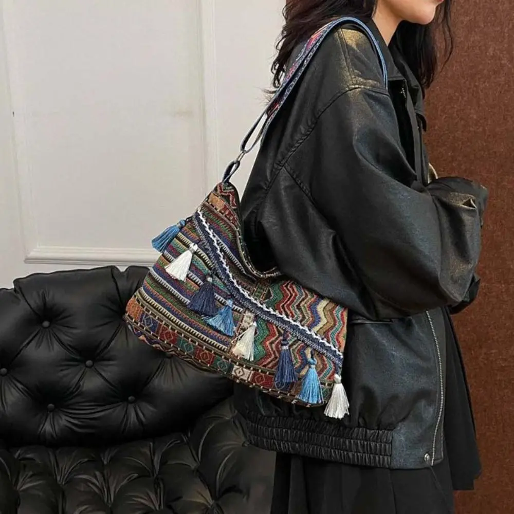 

Simple Tassel Ethnic Style Crossbody Bags Woven Bag Messenger Bag Fringe Shoulder Bag Handbag Geometric Bohemian Tote Bag Travel