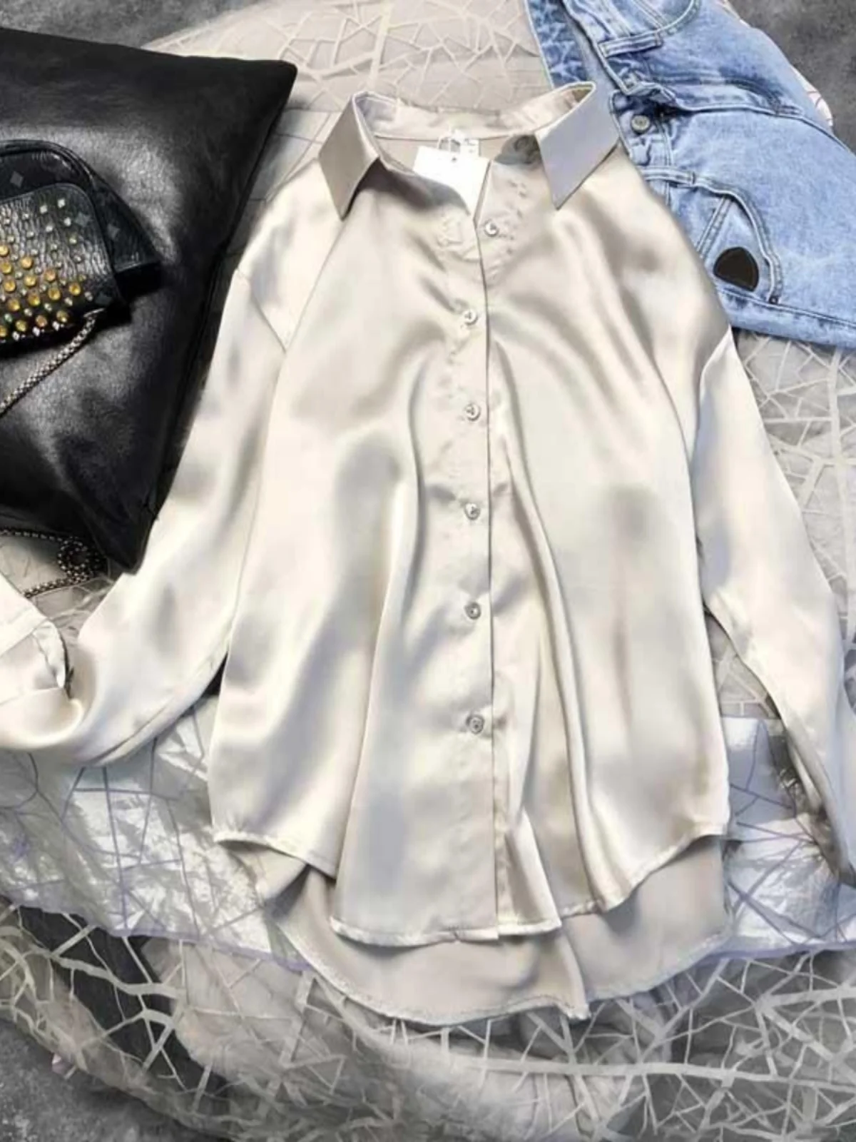 

Женская осенняя драпированная блузка с длинным рукавом, свободного кроя, с воротником, дышащая, утягивающая, базовый слой, модная повседневная одежда