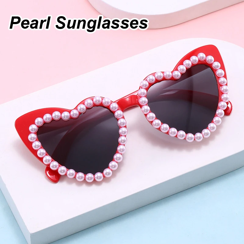 

Vintage Women Pearl Sunglasses Luxury Oversized Heart-shaped Sun Glasses Fashion Summer Outdoor UV Protection Eyeglasses