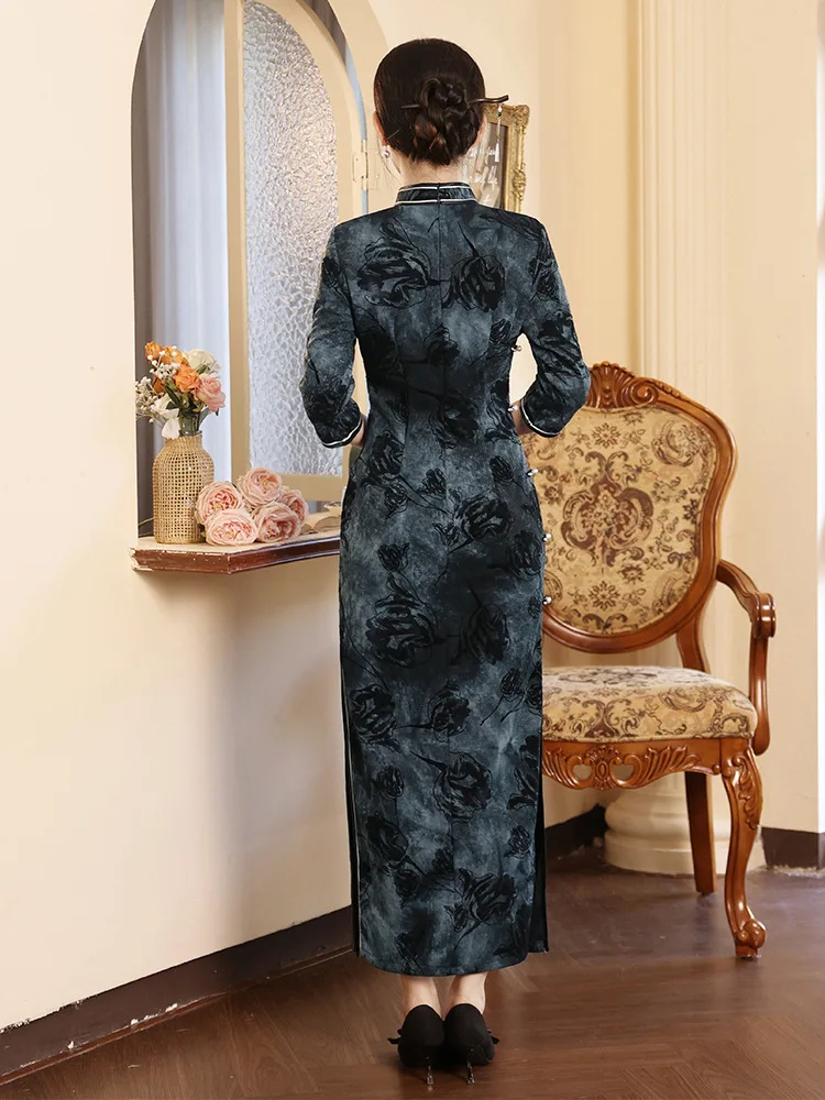 Autumn Women Seven Pointed Sleeve Flock Cheongsam Elegant Long Style Qipao Chinese Dresses