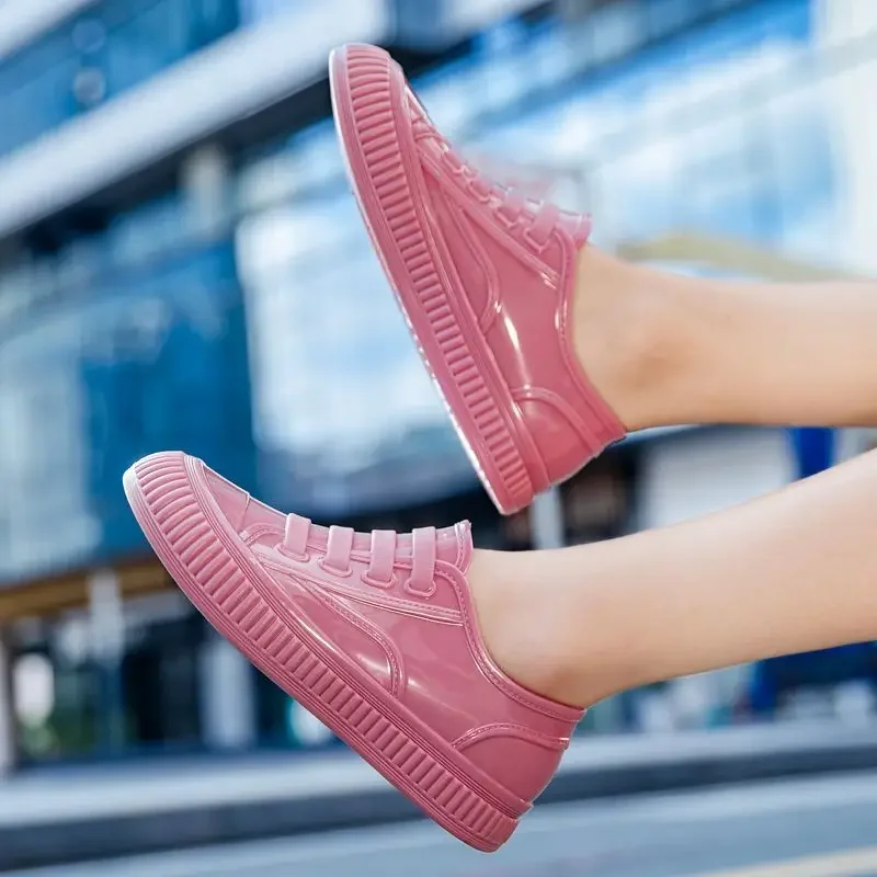 Women's Waterproof Low Top Rain Shoes Thick Sole Anti Slip Kitchen Boots Wear Resistant Chunky Platform Water Shoe