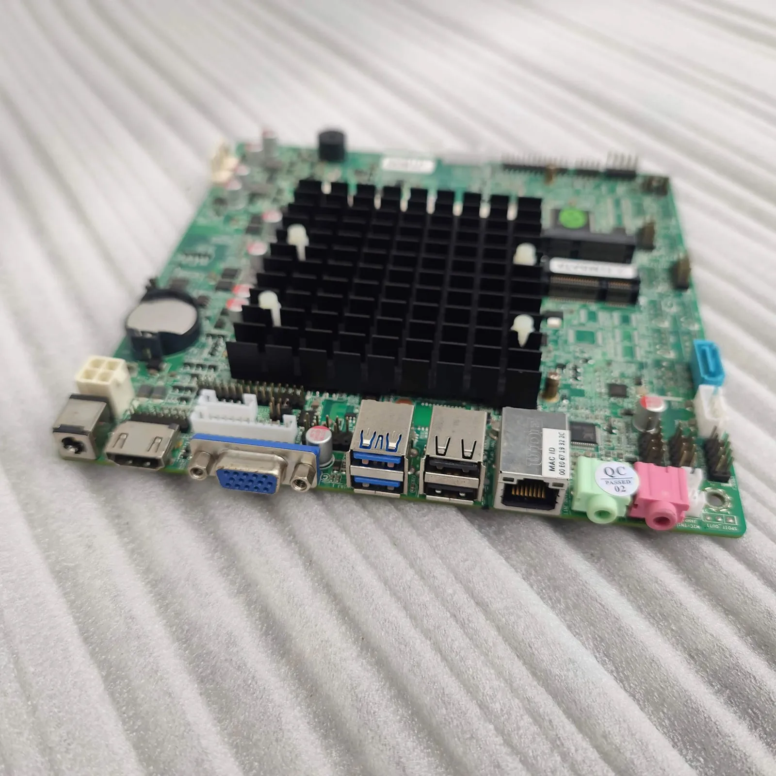 Wishcolor ELSKY ITX M218F J1800 Mini IPC Motherboard 8G DDR3 Single Network 2COM Port Support for Windows 10/8/7/Linux