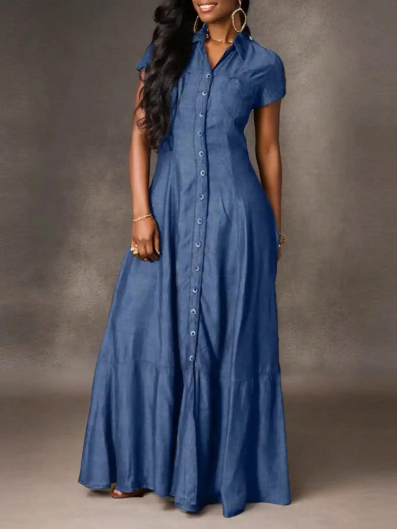 

Women's Denim-Style Button-Front Maxi Dress with Flared Hem and Collar