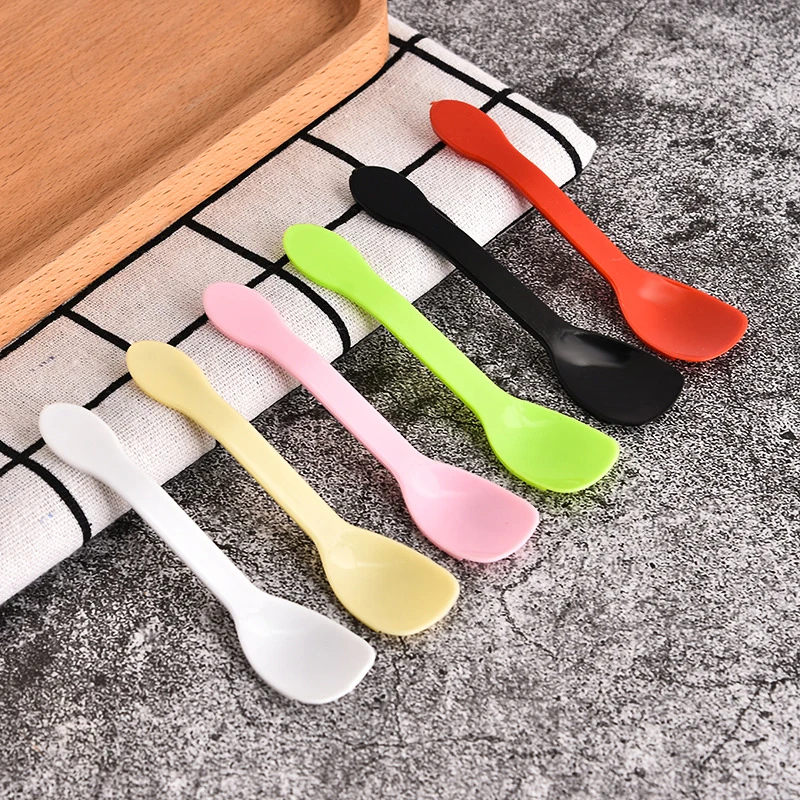 100Pcs Mini Plastic Spoons Flatware Spoons For Jelly Ice Cream Dessert Appetizer Plastic Spoon For Party Supplies image 2