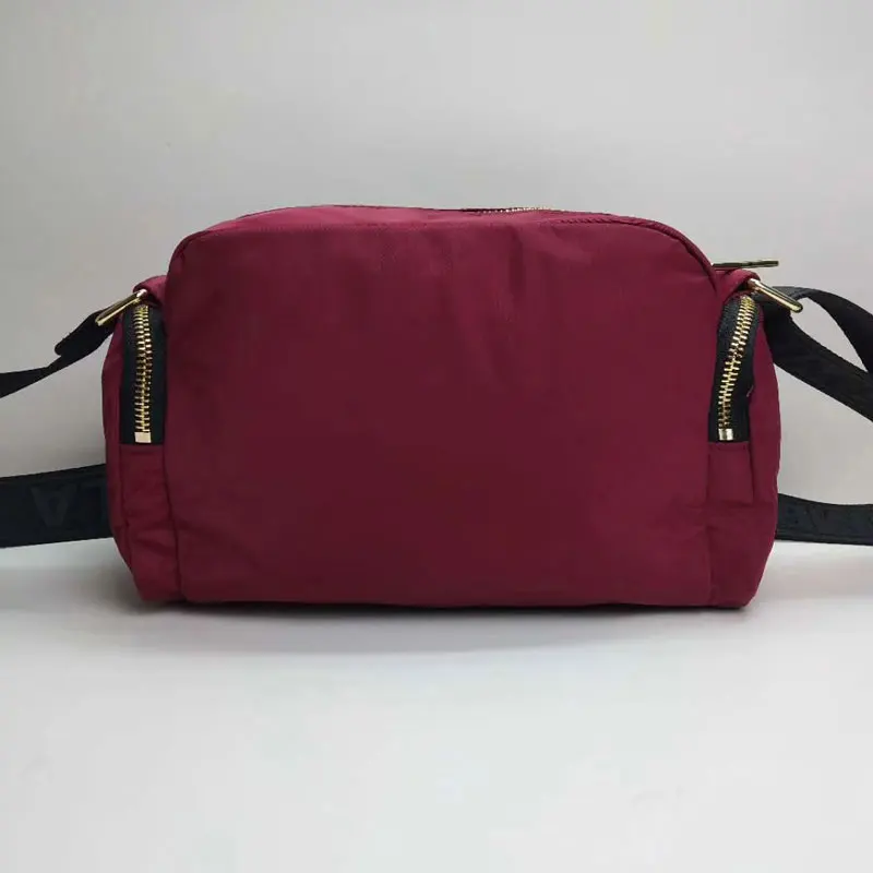 

Luxury Waterproof Bag Replica Original Logo Bra Single oulder Bapa PU Material Spring 2025 Collection