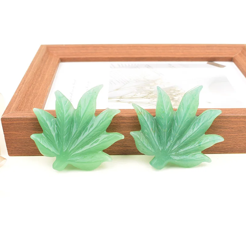 Natürliches grünes Aventurin-Blatt, handgeschnitzte Edelstein-Blattfigur, 5-5,5 cm, Reiki-Heilkristall, Dekoration für Zuhause und Schreibtisch, Geschenk. – Detail 2
