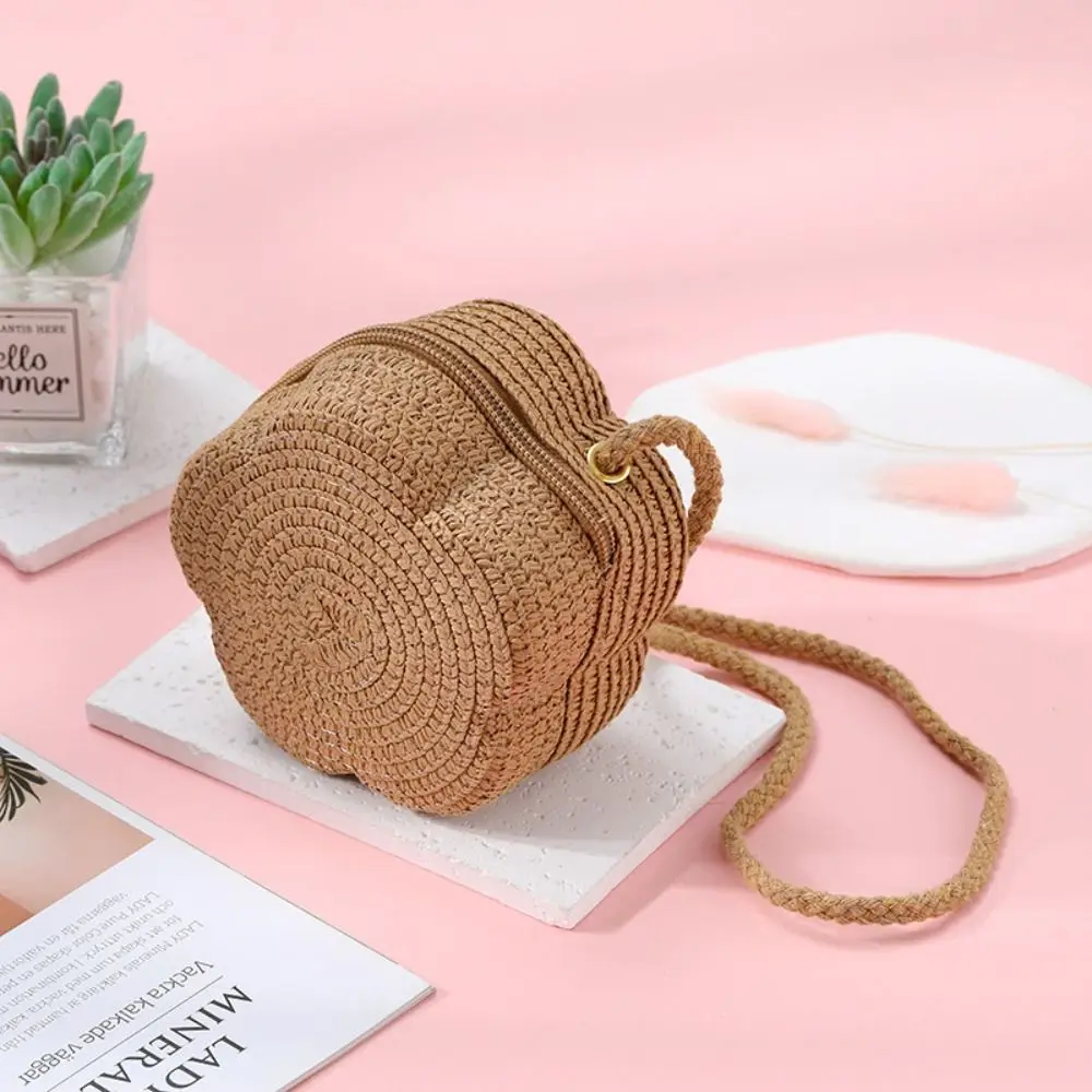 High Quality Woven Straw Shoulder Bags Flower Travel Crossbody Bag Creative Lightweight Beach Bag for Children