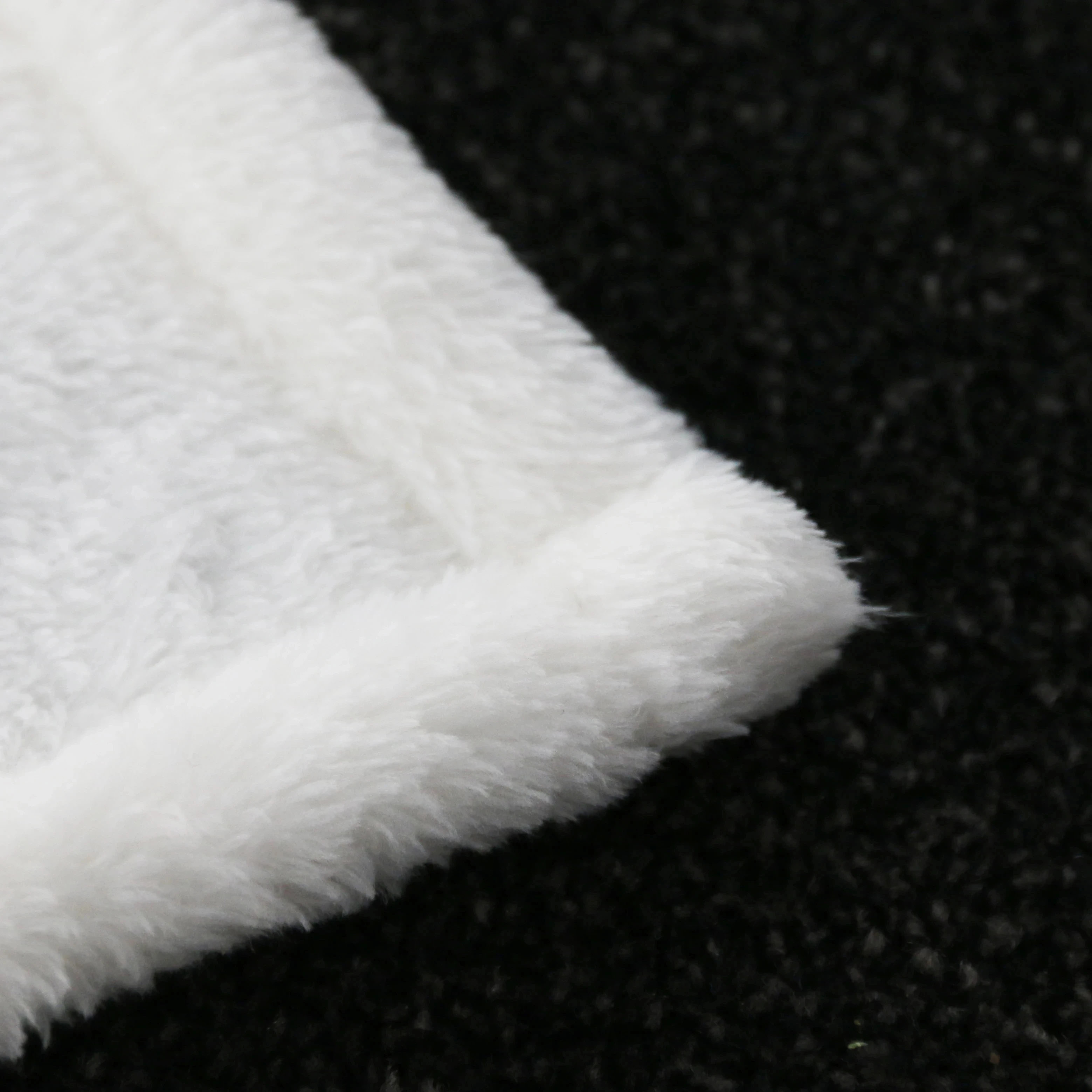 Spring Green Eucalyptus Table Runner Leaf Pattern, Welcome Ink Decor for Home Cabinets and Party Setting