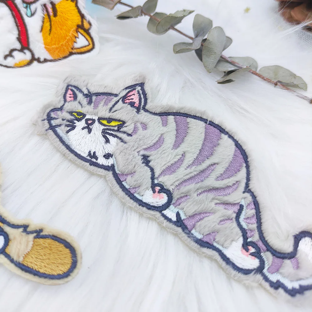 Large Plush Cat Self-adhesive Embroidery Applique Patches For Clothing Kids Scratch Patch Decorative Bags Phone Cases Stationery