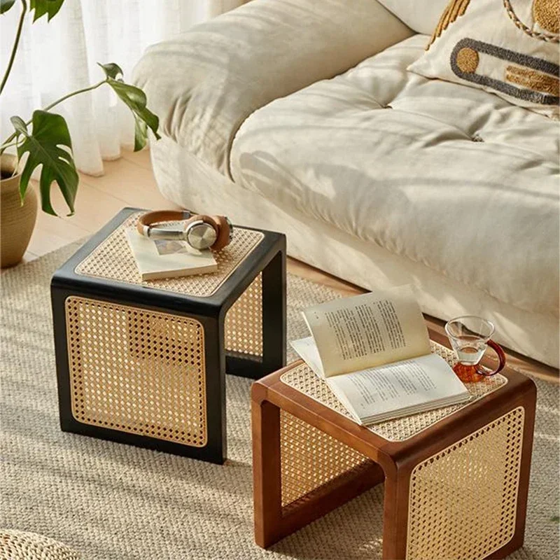 

Прикроватная тумбочка из массива ротанга, журнальный столик в стиле ваби-саби, японская мебель, диван, антикварная сторона