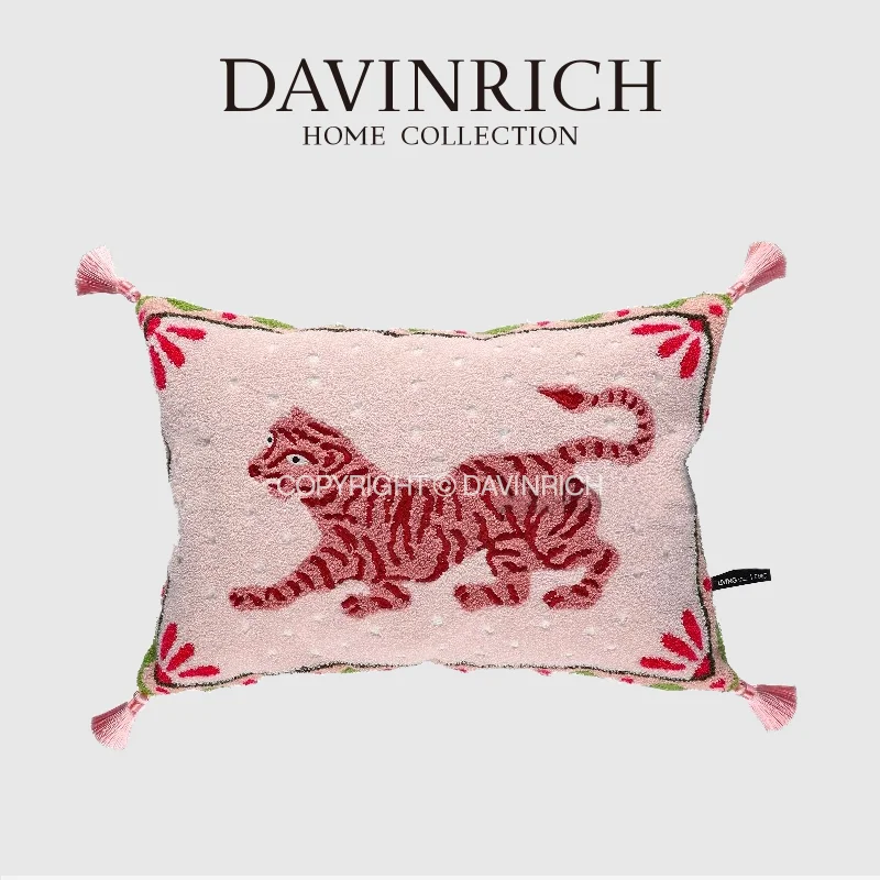 DAVINRICH Luxury Handmade Punch Needle Pink Leopard Lumbar Pillow Cover Mythical Creature And Artistic Cushion Case With Tassels