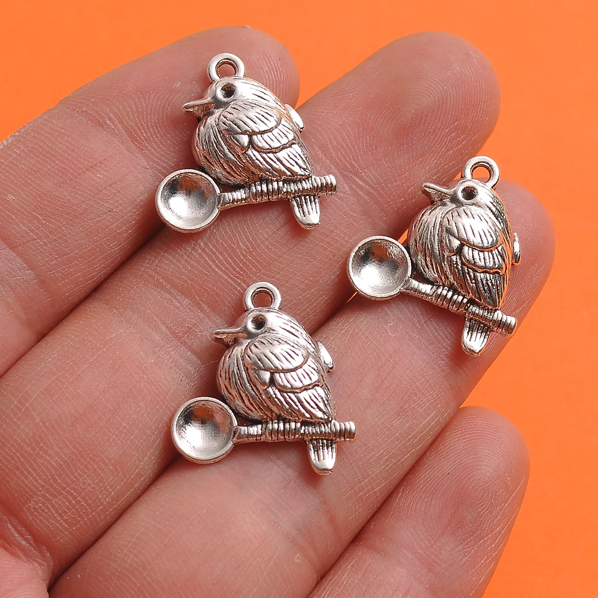 8 Pieces of Bird-Shaped Branch Pendants, Vintage Embossed Feather Bird Pendants, Suitable for DIY Bracelets, Necklaces, and Earrings, Natural Style Handmade Beaded Jewelry Accessories - view 5