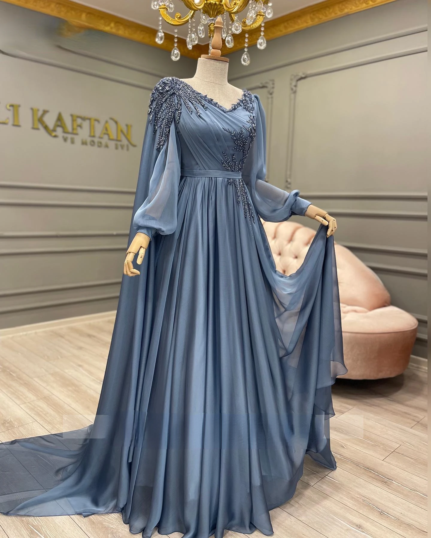 Dusty Blue Long Sleeve Muslim Evening Gowns 2022 New Prom Beaded Lace A Line Chiffon Elegant Arabic Women Formal Party Dress