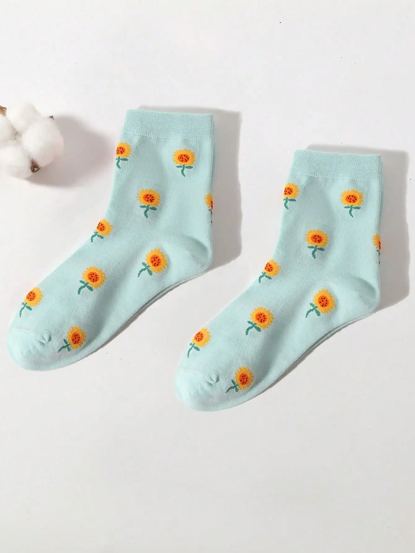 1/3/5Pairs Women Light Blue Sunflower Print Cotton Crew Socks Soft Cute Casual Mid Calf Socks