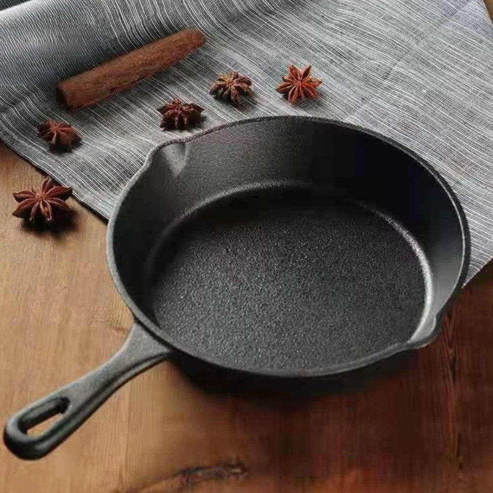 Cast Iron Skillets Round Reusable Frying Pans Griddle Egg Pan Suitable for Indoor Outdoor Stove Grill Home Kitchen Cookware