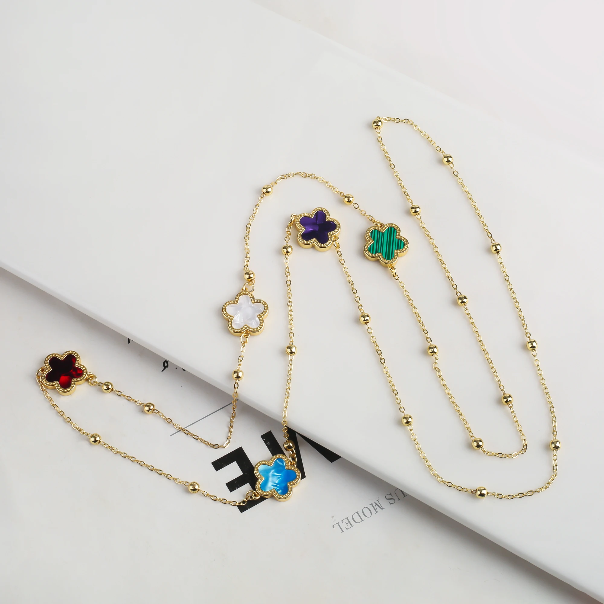 Hot Selling Sweater Chain Plant Five Leaf Flower Double-Sided Pendant Necklace Jewelry Women\'s Clover High-Quality