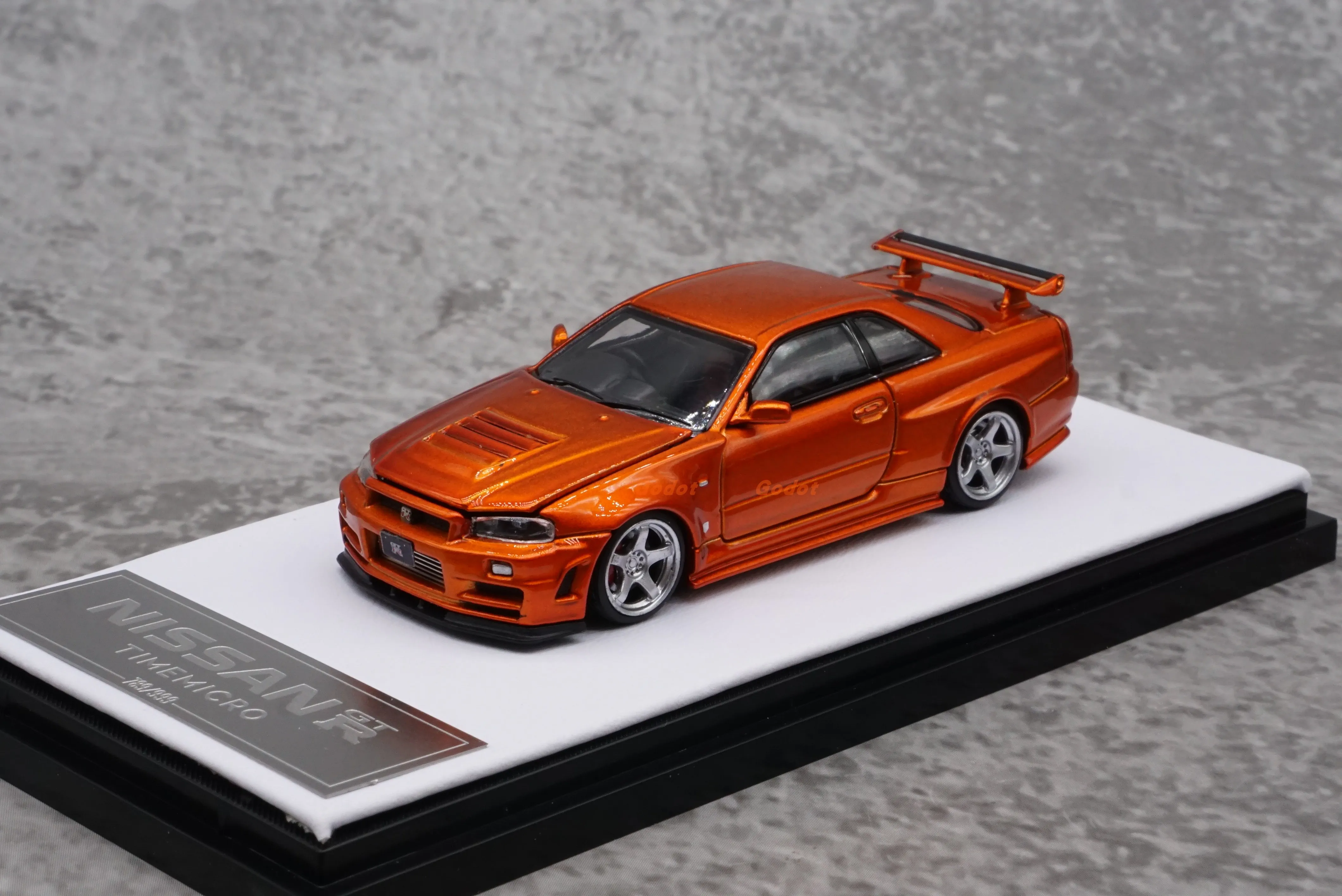 

TM 1/64 GTR R34 Z-Tune Игрушечная модель автомобиля из сплава