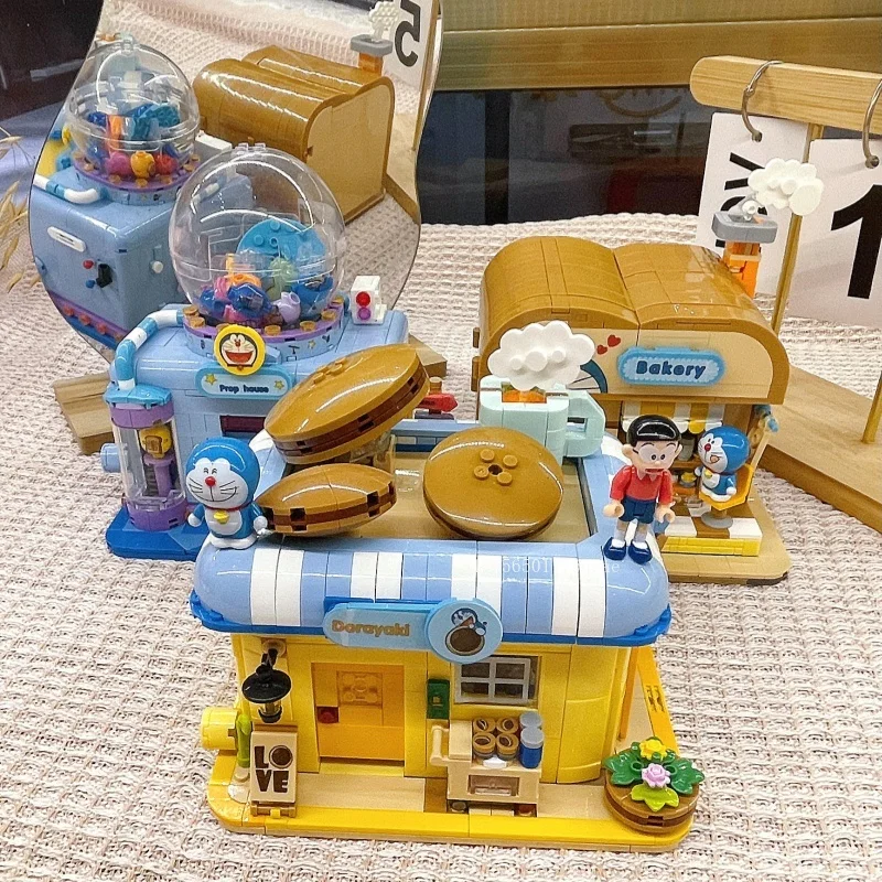 NEW Doraemon Building Blocks Original Kawaii Assembled Dorayaki Street Scene Room Decoration Birthday Gift Children's Toys