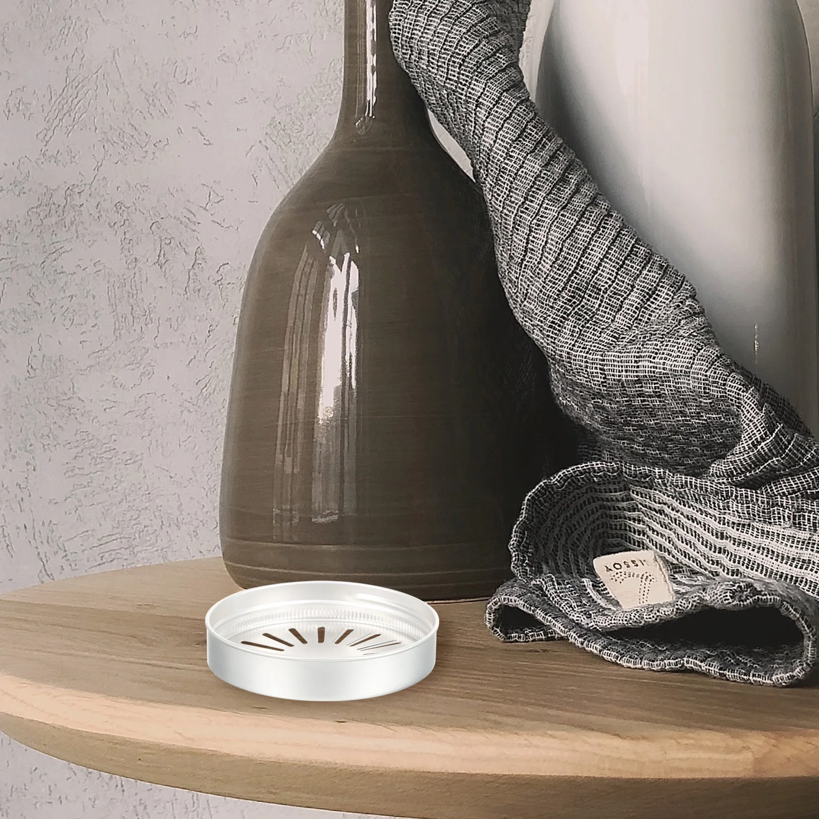 

10Pcs Dog Scent Training Aluminum Tin Lid Hollowed Rotatable Cover for Incense Bead Storage Scent Diffuser Case