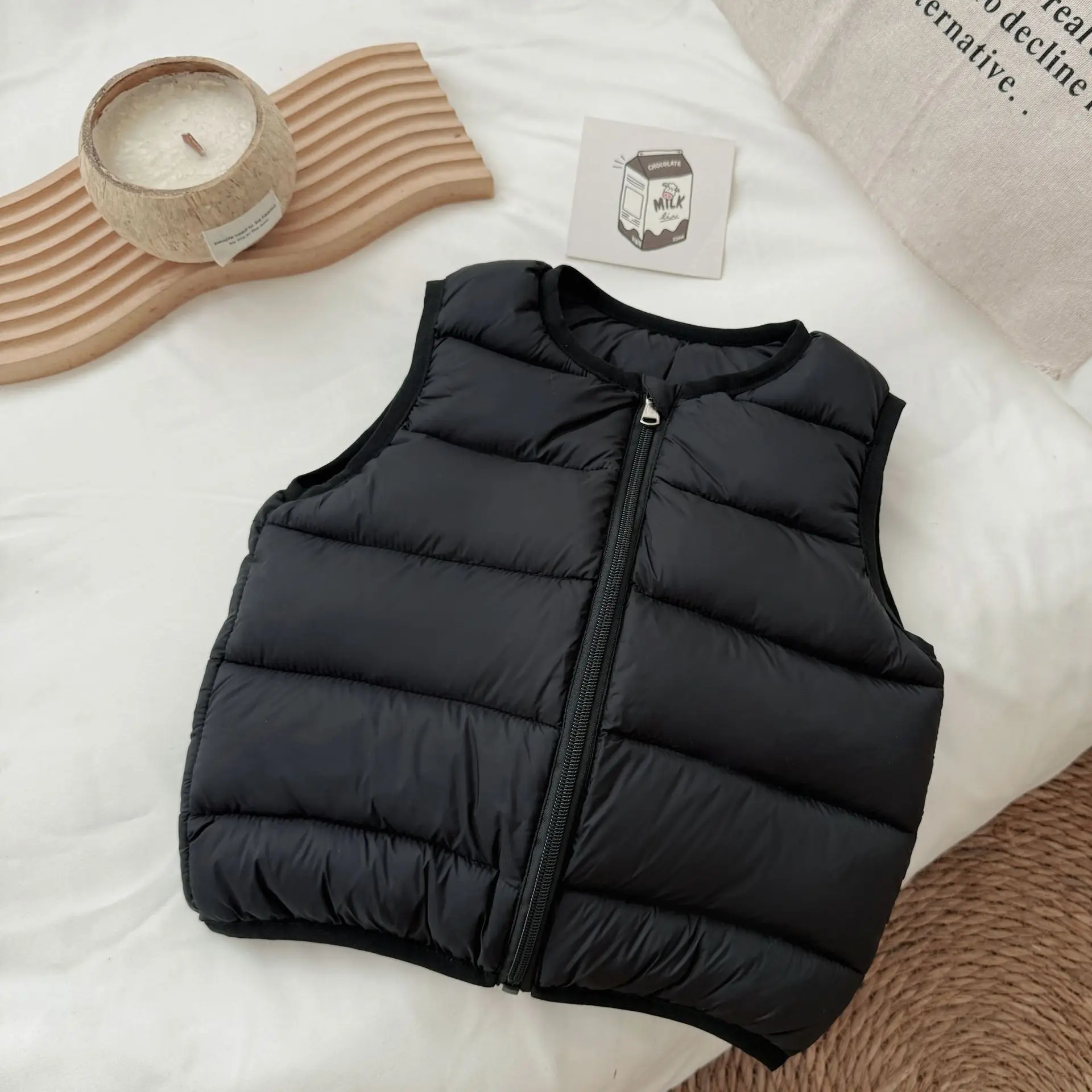 2026 Neue Leichte Kinder-Daunenjacke mit Rundhalsausschnitt, Warme Babyweste, Vielseitige Kinderbekleidung – Detail 9