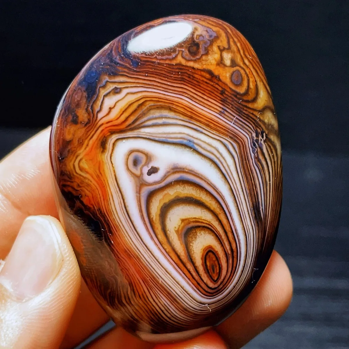 Craft Stone Banded Agate Worry Stone, Stone Art, Tumbled Polished, Gift Giving, Natural Stone, Crystal Collection, Table Display