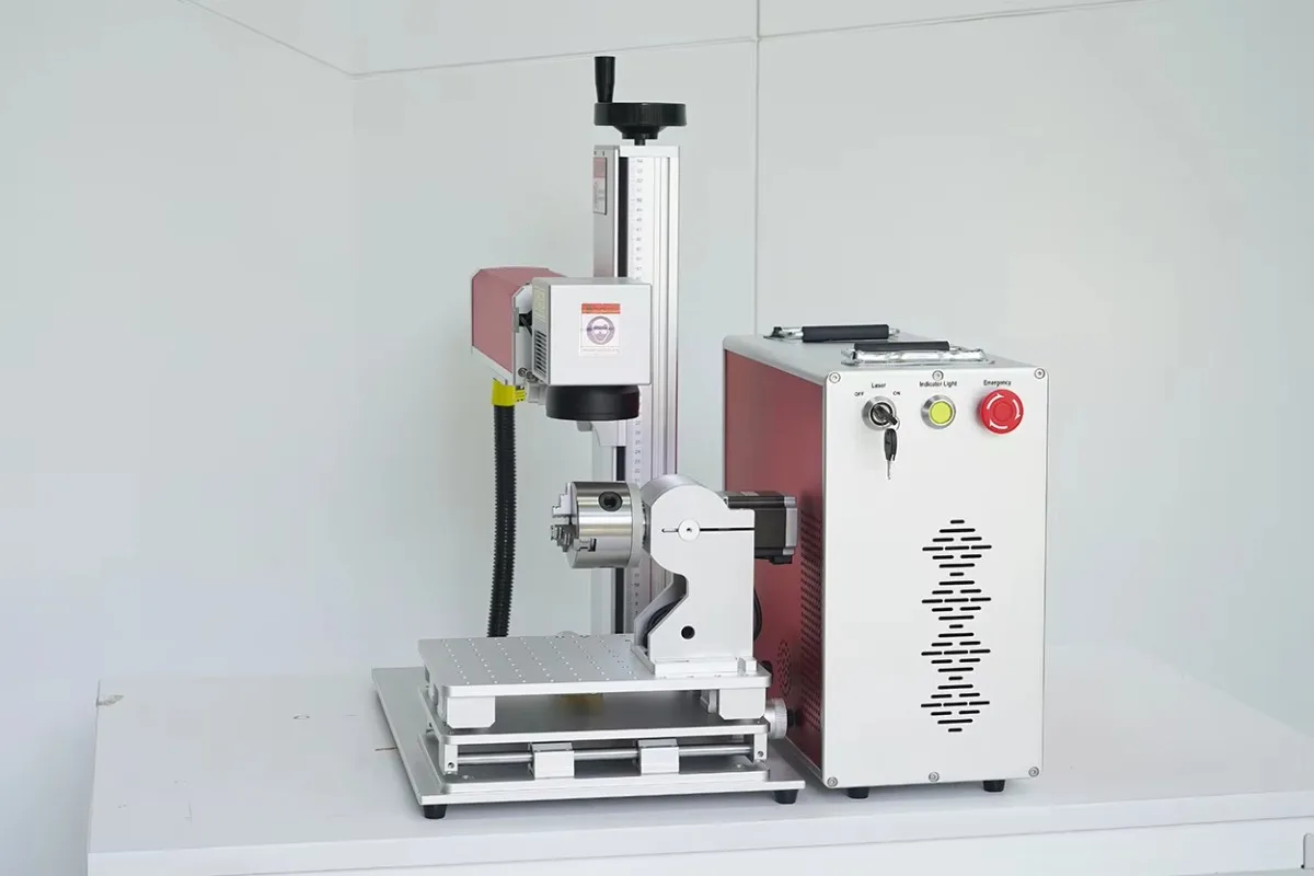 Automatische vezellasermarkeermachine voor glas 20W lasergraveerder Metalen logo graveur codeerprinter