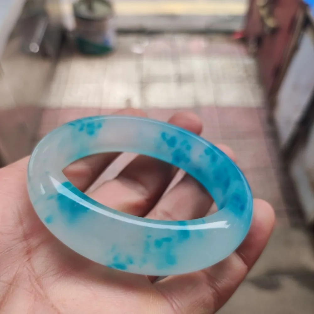 

High ice floating orchid flower water foam jade bracelet exquisite and fashionable jade bracelet tourism vacation temperament