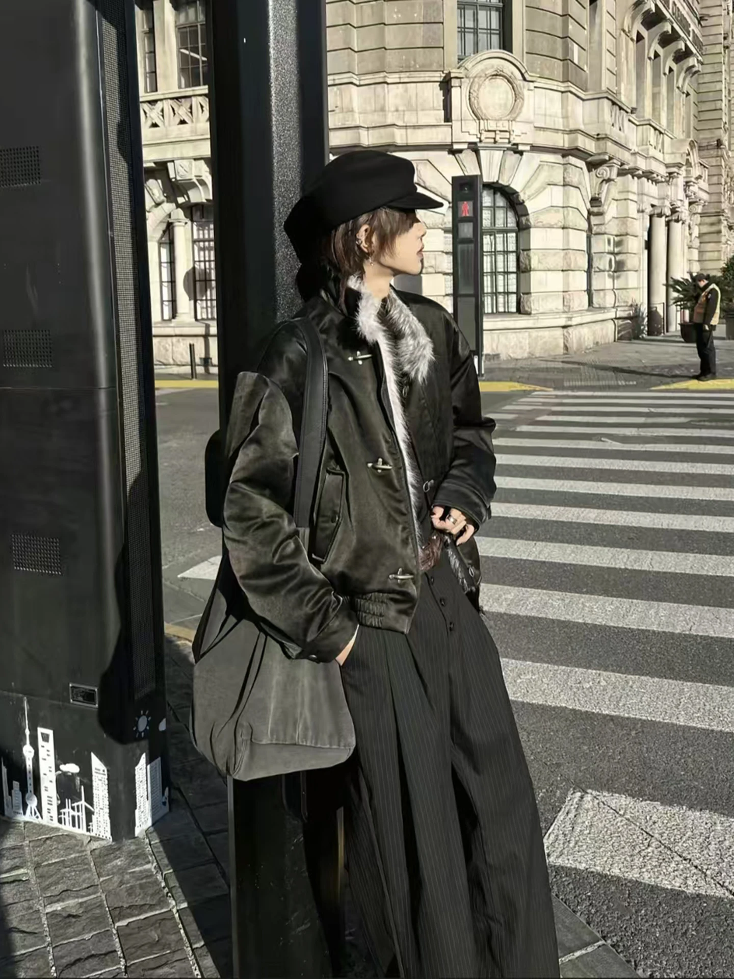 Men's Winter Thickened Cotton Jacket Pearl Skin Airplane Buckle Design Sense Cool American Style Mountain Eagle Cotton Coat