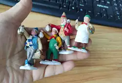 Resin figure mental psychological sand table game box court therapy men man with lantern painter 4pcs/set