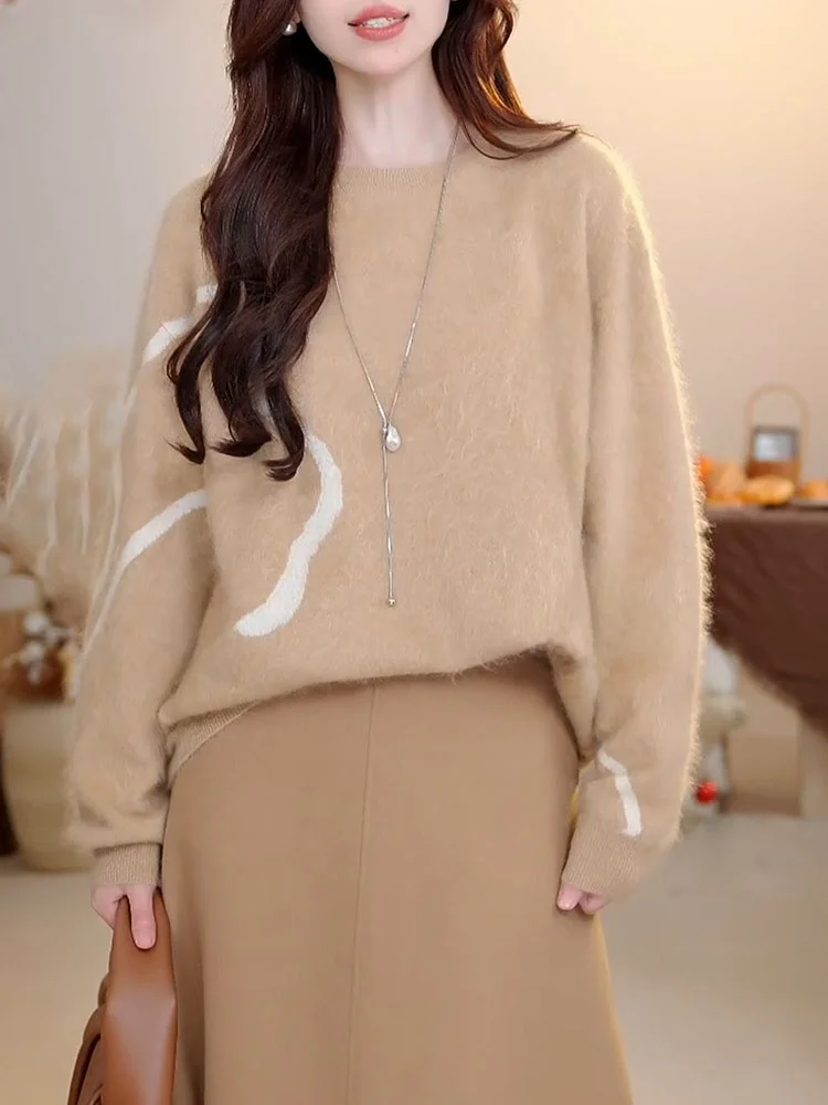 

Autumn 2025 Knitted Sweater Floral Embroidery Design Kaki Color Large Size Versatile Ageless Top for Women Korean Style Commute