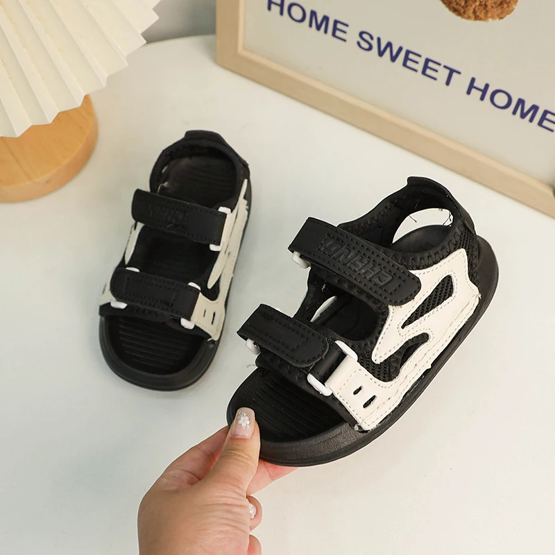 Children\'s Shoes Boys Casual Black Soft Soled Ribbon Comfortable Beach Shoes 2024 Summer New Fashion Sandals