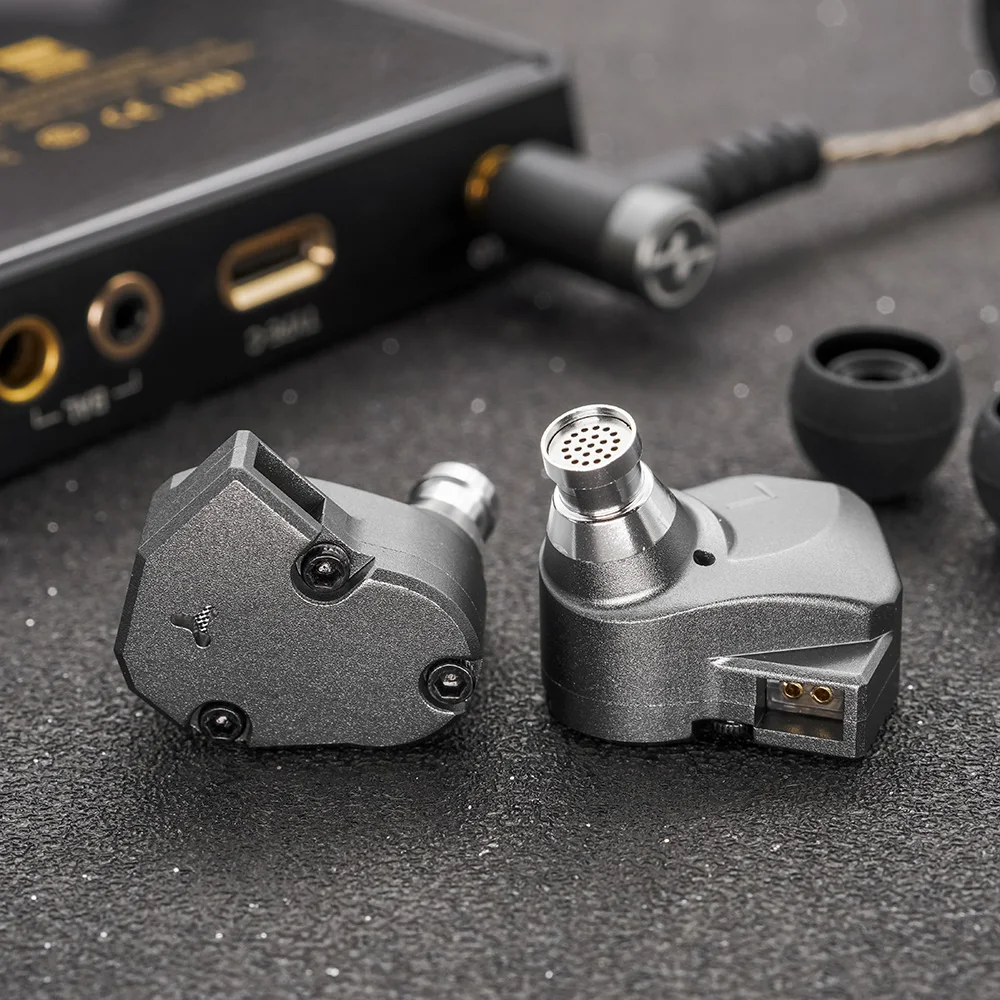 Imagem -02 - Tinhifi c2 Mech Warrior Driver Dinâmico Intra-auricular com Fio Iem pu Mais Lcp Fones de Ouvido de Diafragma Composto Pinos 0.78 pk hz Zero